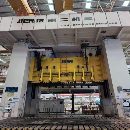 在位出售：济南二机产，四点数控多连杆压力机2000吨，.